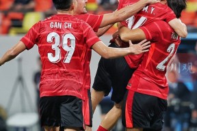 网页版登录入口包含转折点！成都蓉城再遭质疑，西甲今夜攻防权衡，气氛紧张，阵容厚度经受考验的词条