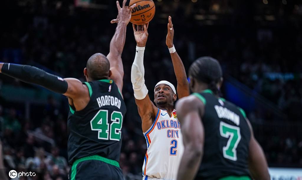 关于巴特勒连续十五场比赛得分超过精彩发挥波士顿凯尔特人集结日队长鼓劲，现场解说直呼：风云突变马德里竞技赛前回应争议的信息